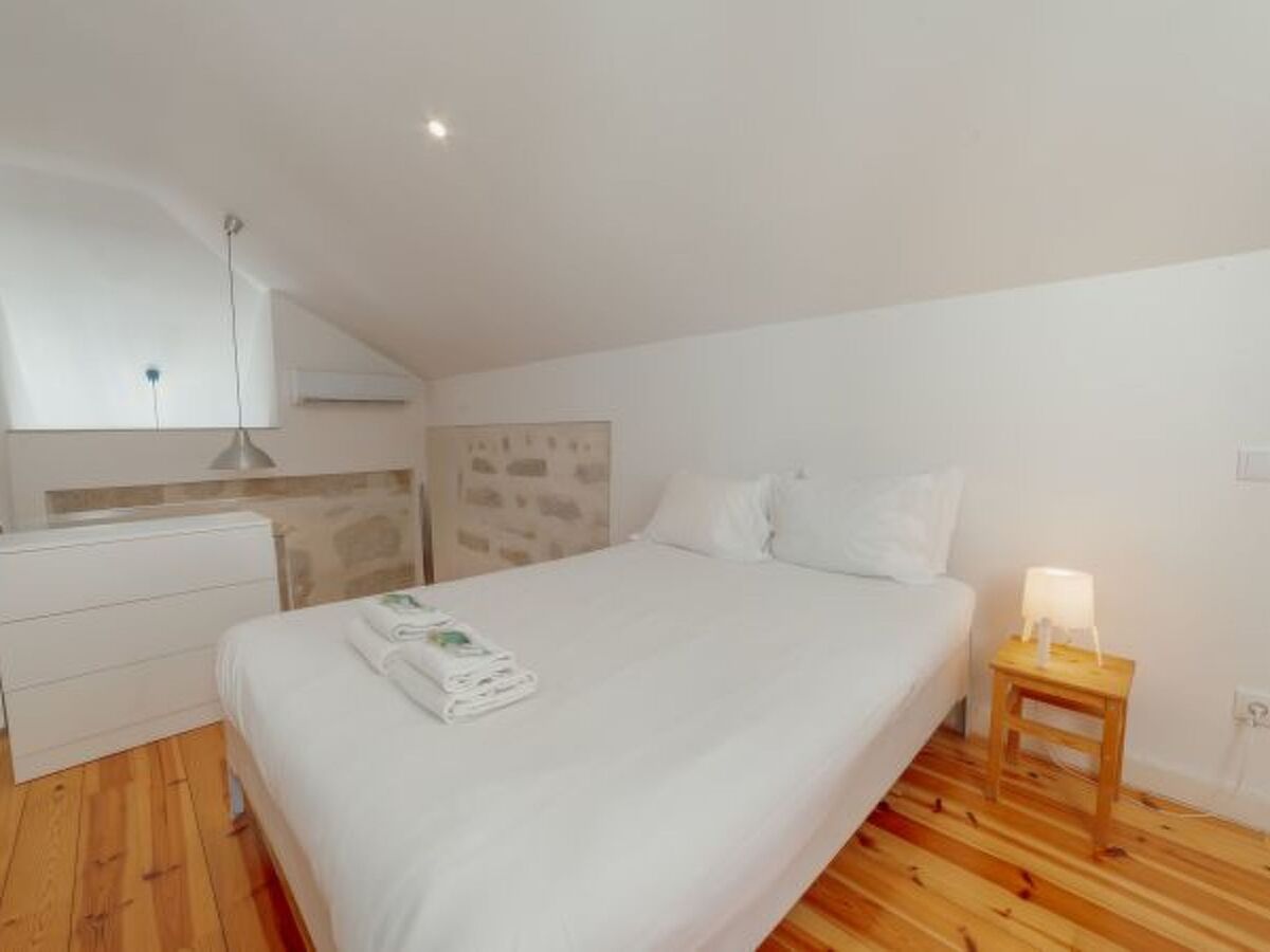 Appartement mezzanine 38 m² à Porto, quartier Lapa - Photo 13