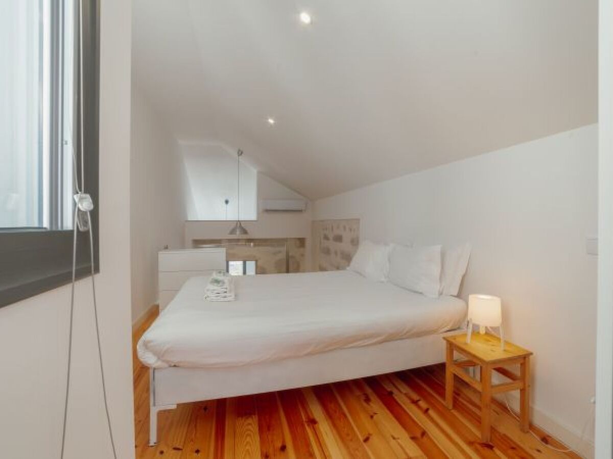 Appartement mezzanine 38 m² à Porto, quartier Lapa - Photo 14