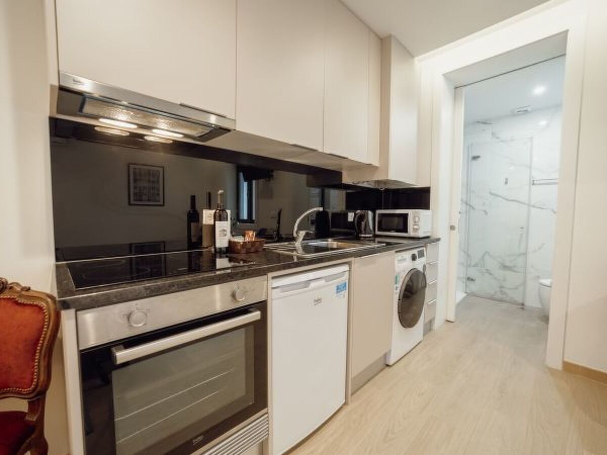 Studio 32 m² au cœur de Porto, animation urbaine - Photo 9
