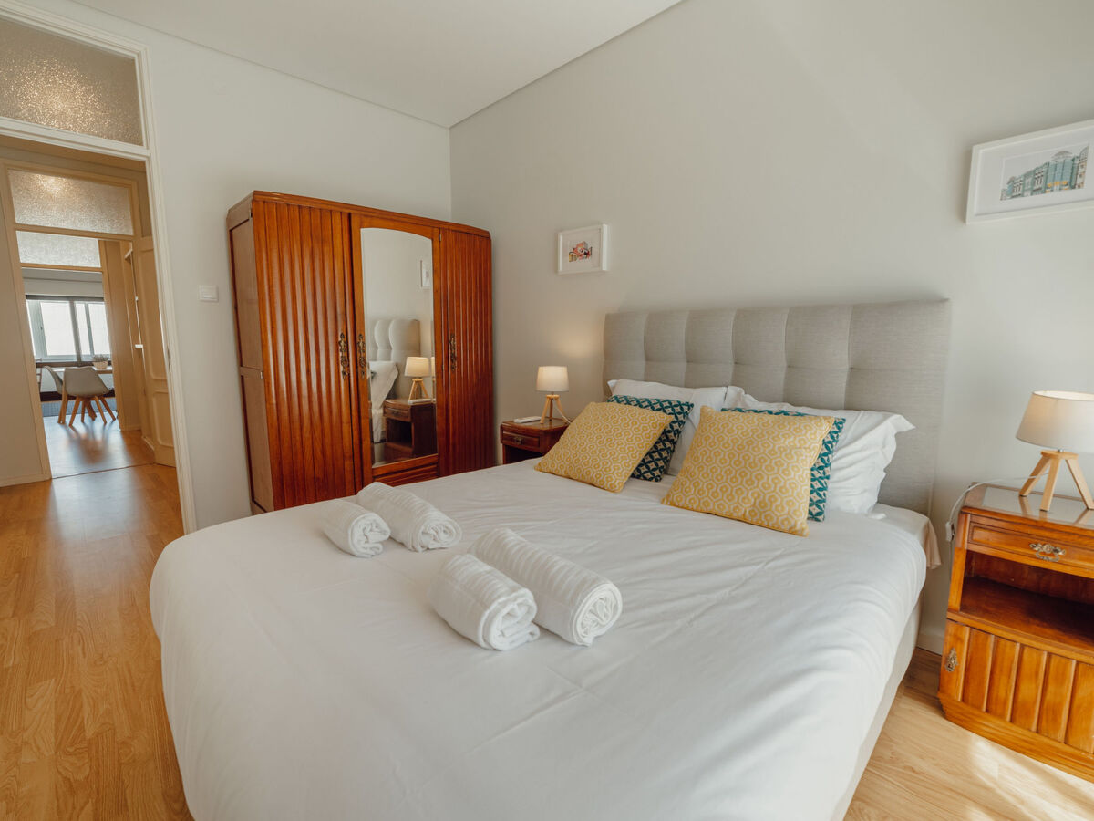 Appartement design avec balcon au cœur de Porto - Photo 6