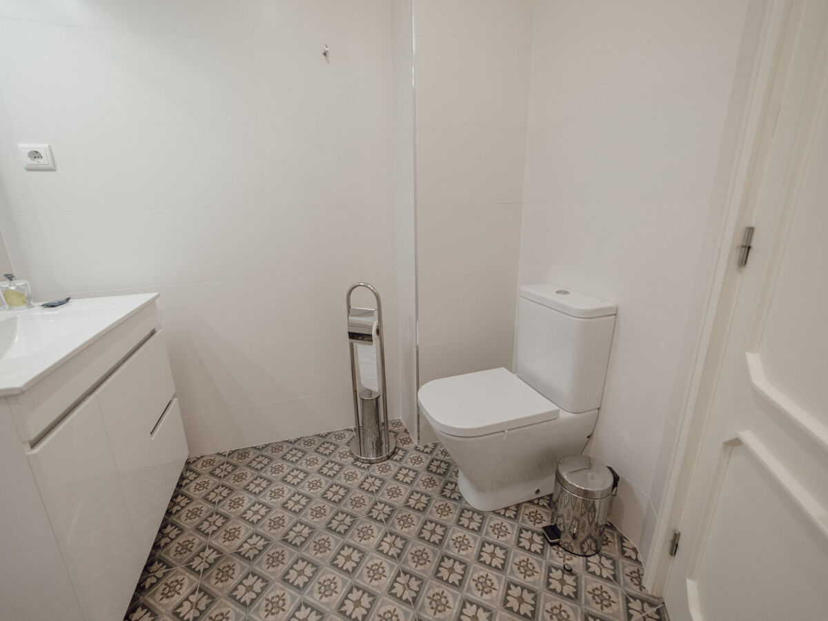 Appartement design avec balcon au cœur de Porto - Photo 15