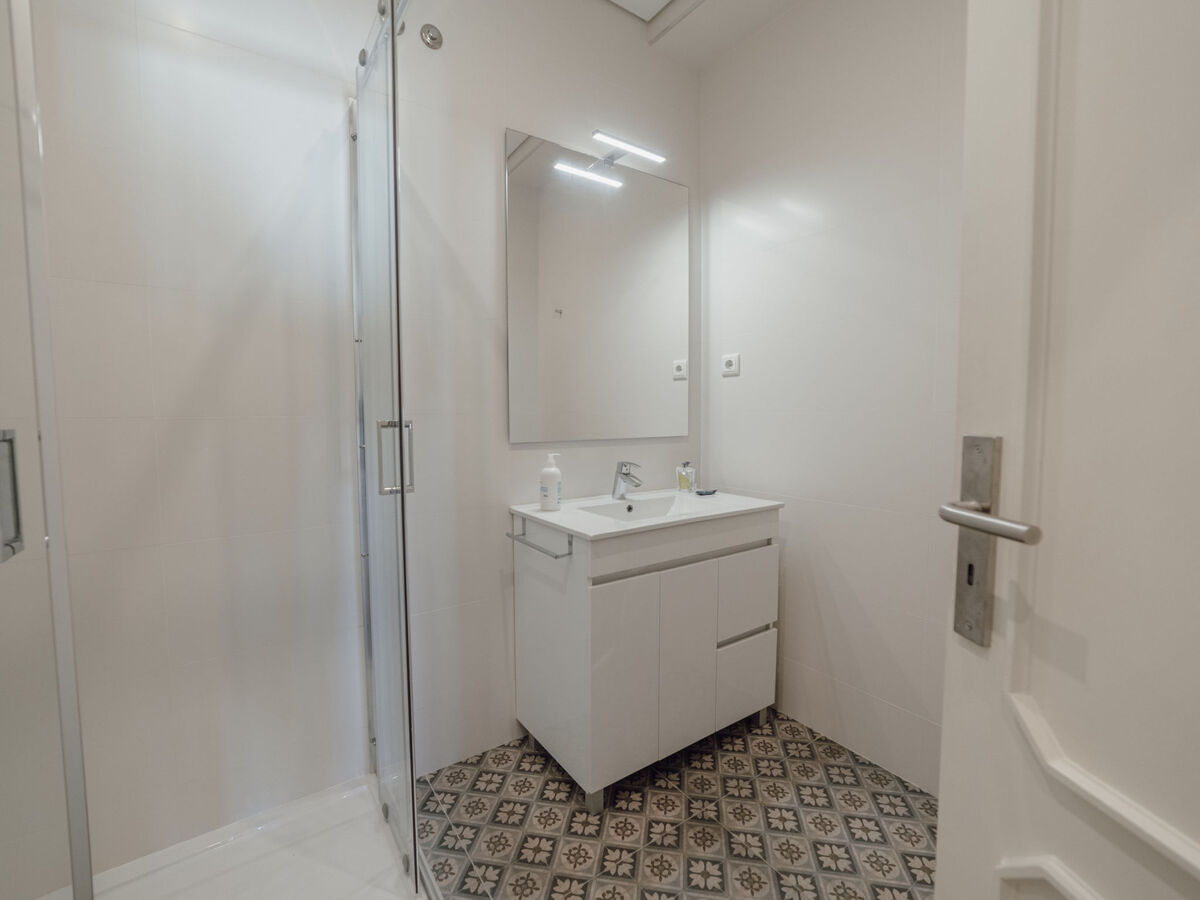 Appartement design avec balcon au cœur de Porto - Photo 28