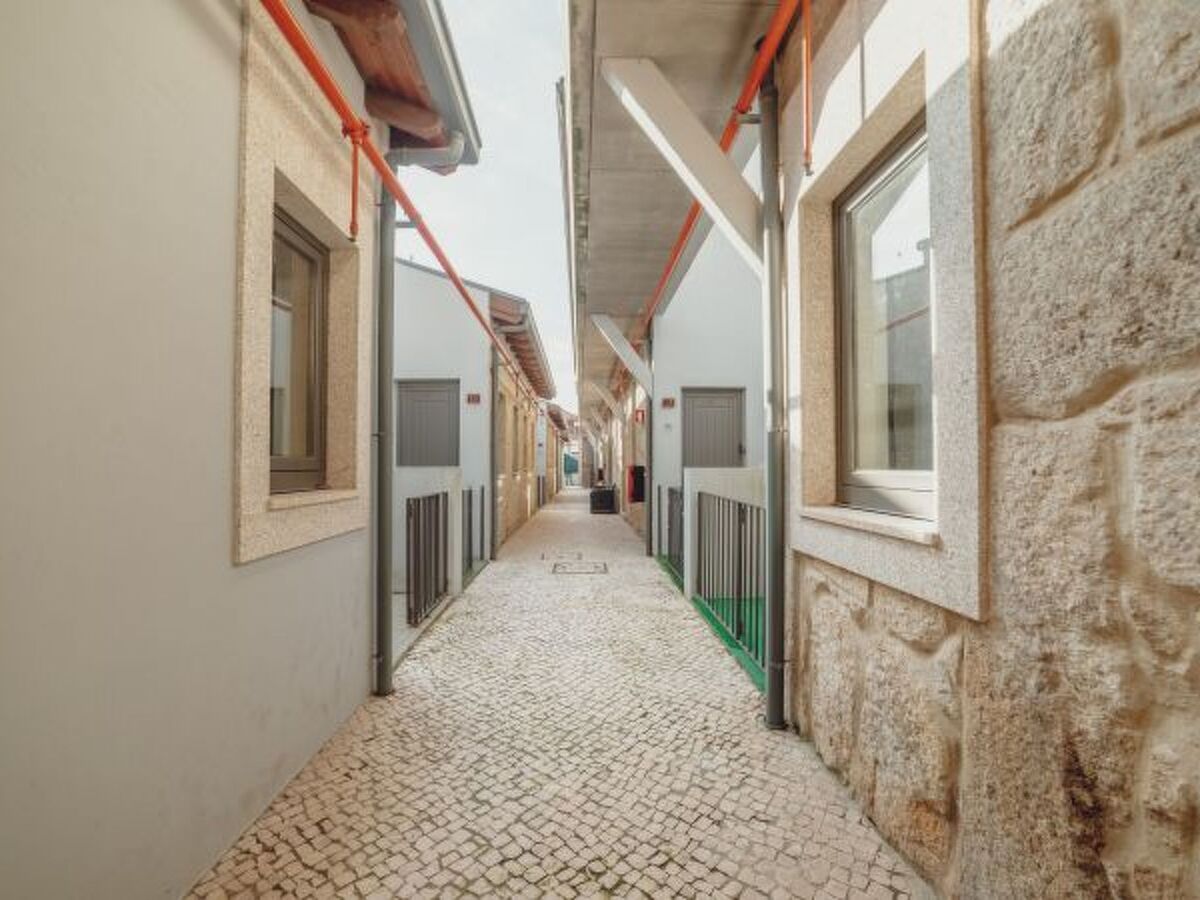 Appartement mezzanine 4 pers. à 10 min du centre de Porto - Photo 2