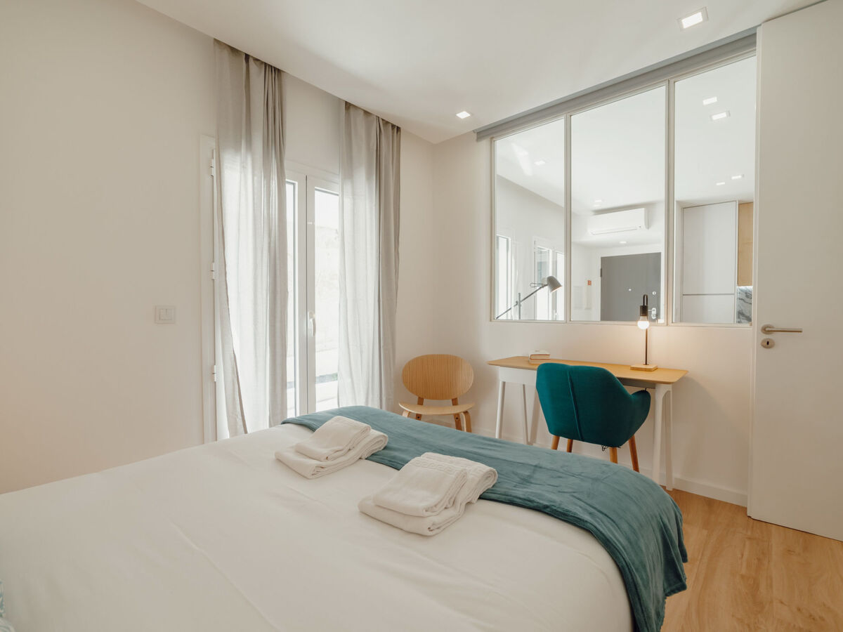 Appartement design 3 pers. face à la gare, Porto - Photo 18