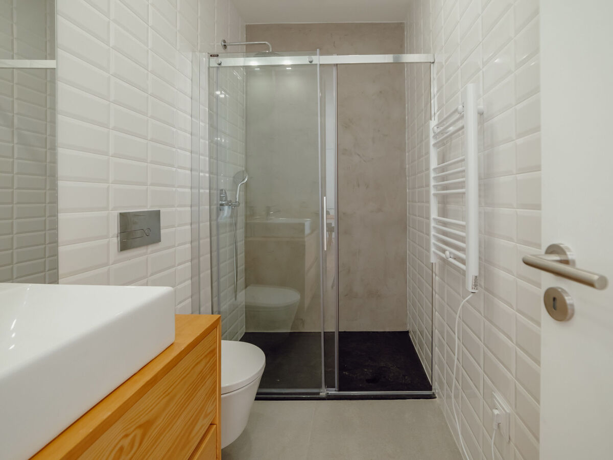 Appartement design 3 pers. face à la gare, Porto - Photo 19
