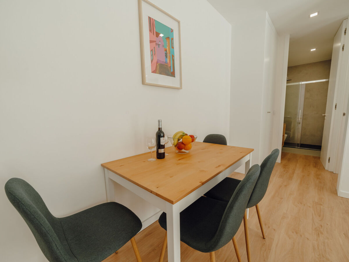 Appartement design 3 pers. face à la gare, Porto - Photo 22
