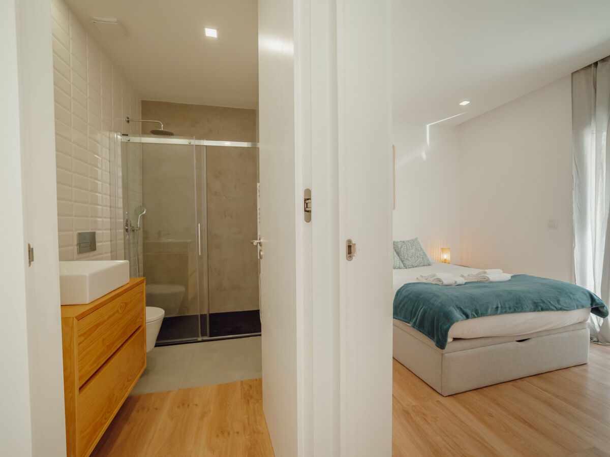 Appartement design 3 pers. face à la gare, Porto - Photo 31