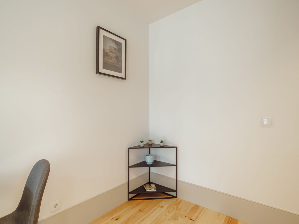 Studio design 33m² avec terrasse à Porto - Photo 7