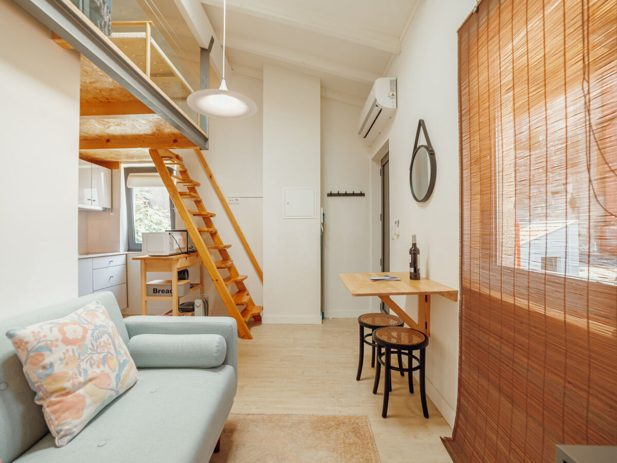 Mezzanine Stylish Apartment Q by Vacationy, Porto - Photo 15