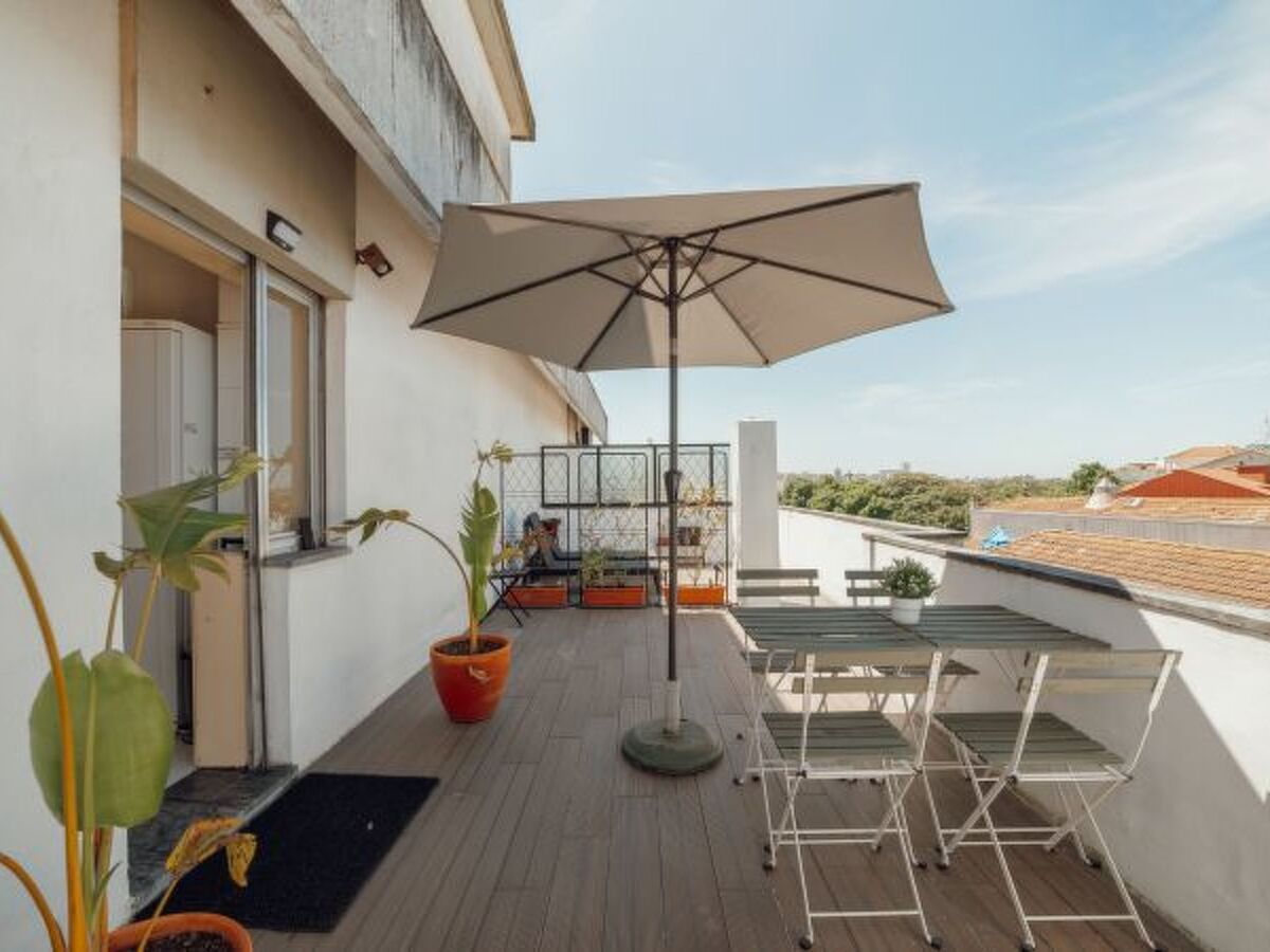 Appartement centre Porto, terrasse 15 m² et WiFi - Photo 4