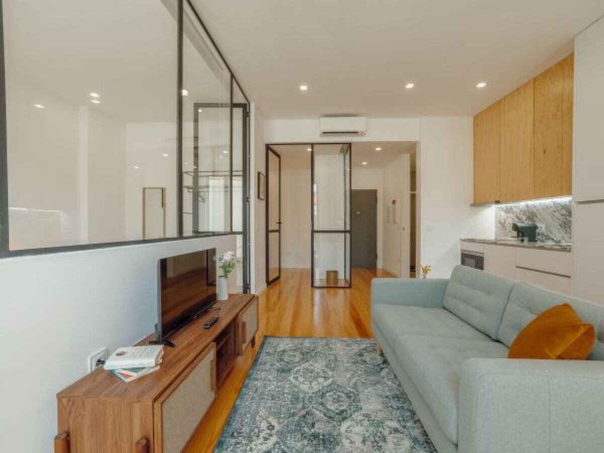 Apartamento de 2 quartos em Porto, junto à estação - Photo 6