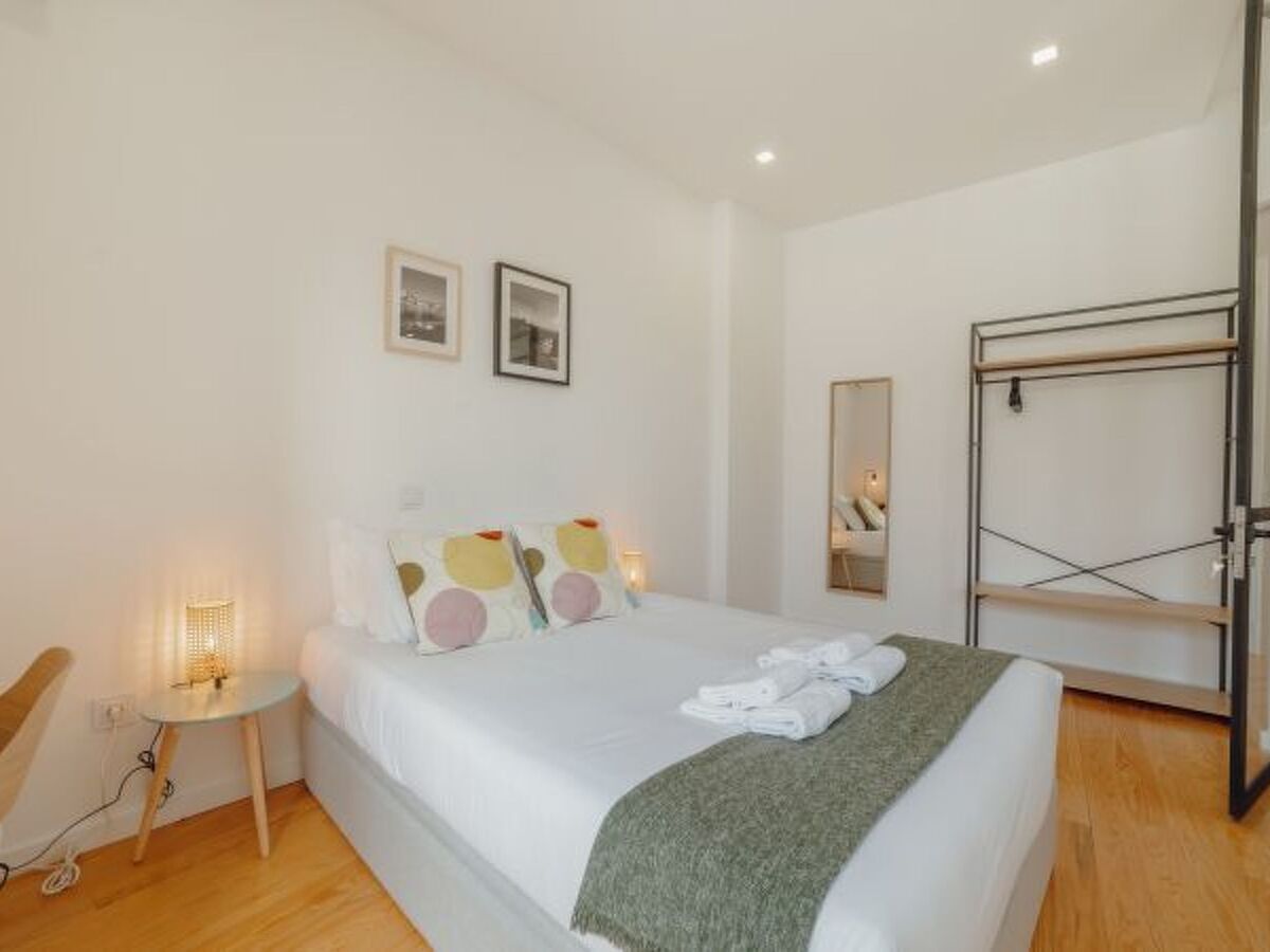 Apartamento de 2 quartos em Porto, junto à estação - Photo 10