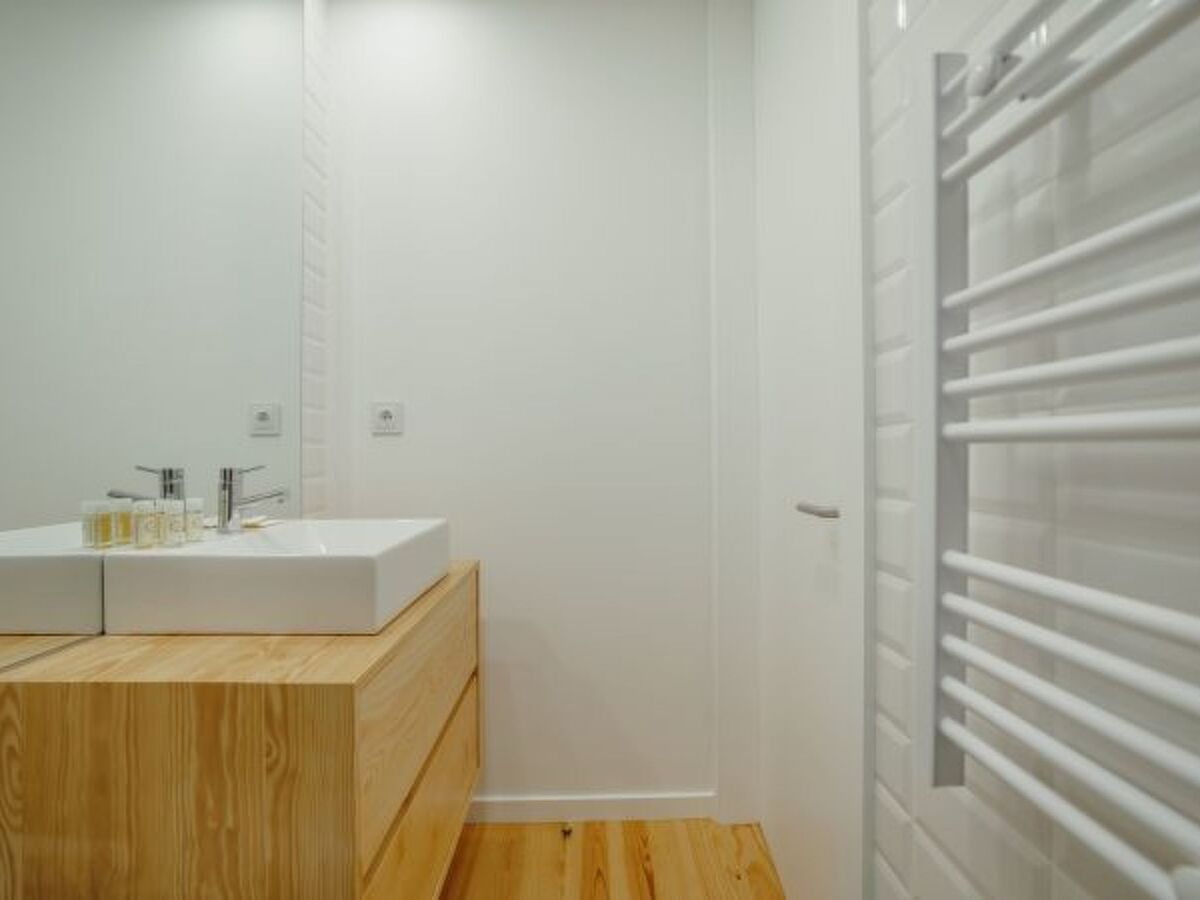 Apartamento de 2 quartos em Porto, junto à estação - Photo 16