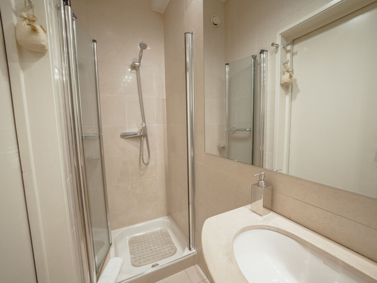 Grand Botanic Garden Apartment, Porto – 4 chambres - Photo 36