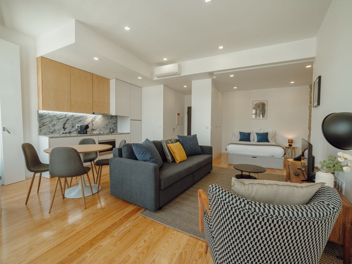Appartement design Porto, face à la gare Campanha - Photo 1