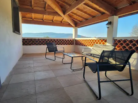 Villa moderne avec piscine privée à Villecroze 150 m² - Photo 2