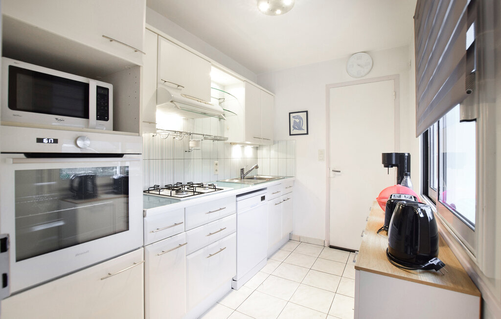 Maison 6 personnes avec poêle, jardin et plage à 600m - Photo 7