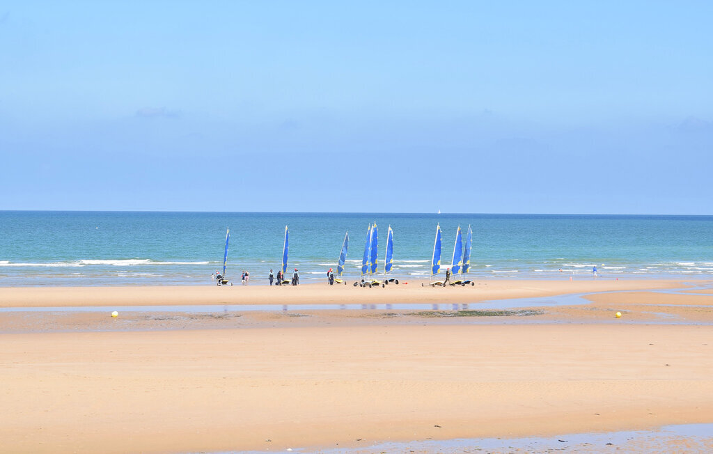 Maison 6 personnes avec poêle, jardin et plage à 600m - Photo 26
