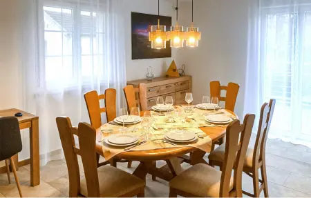 Maison 7 personnes avec grand jardin à Mutigney : photo 4