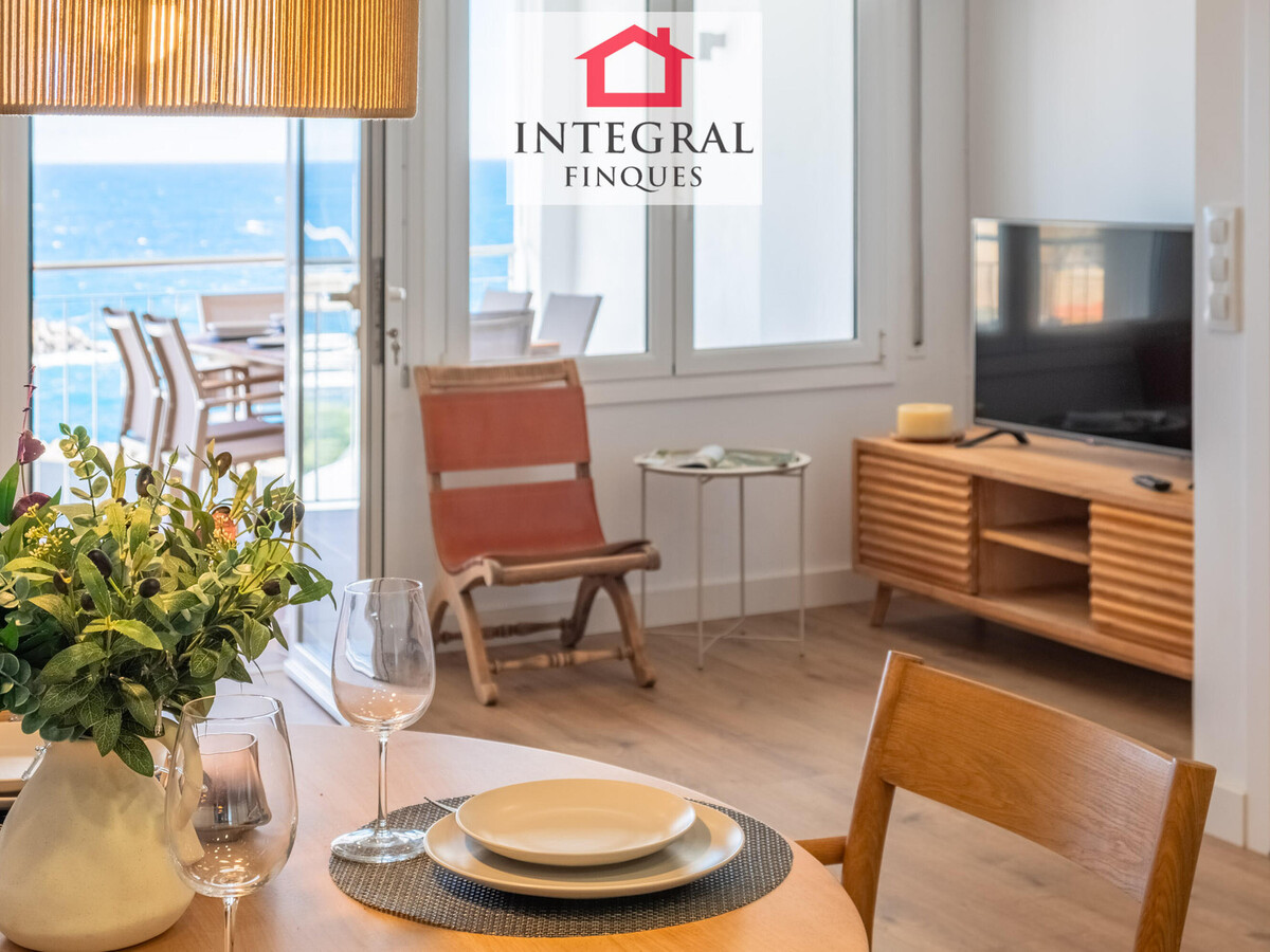 Appartement rénové à Palamós, vue mer et terrasse - Photo 8