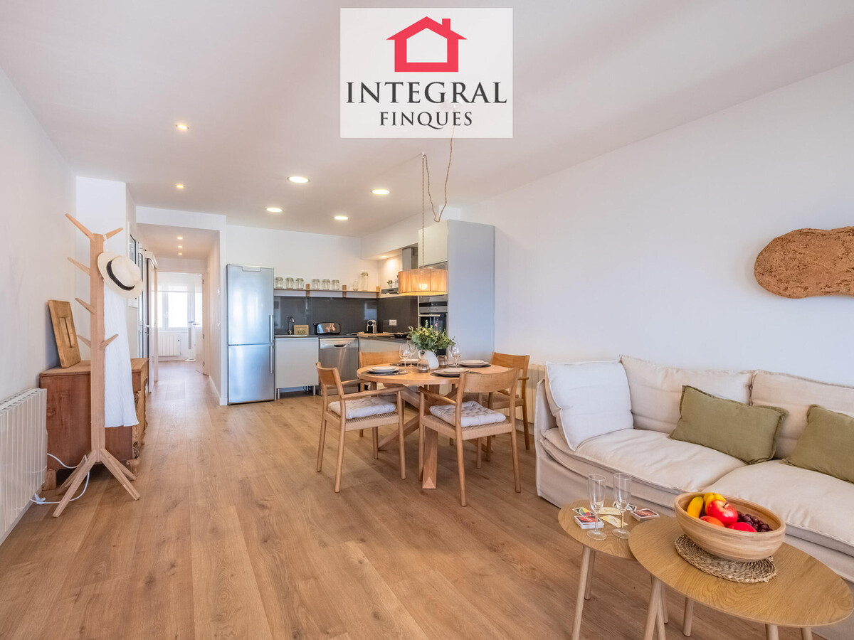 Appartement rénové à Palamós, vue mer et terrasse - Photo 9