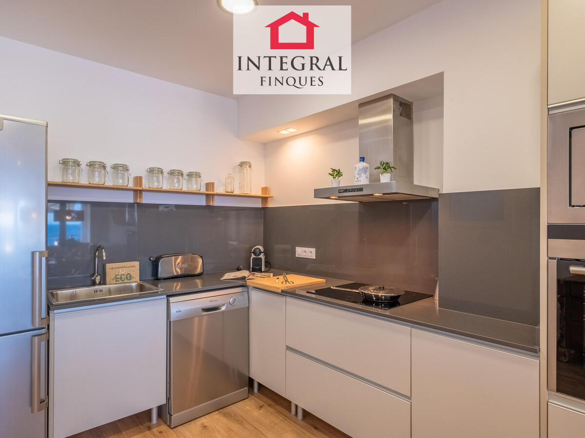 Appartement rénové à Palamós, vue mer et terrasse - Photo 11