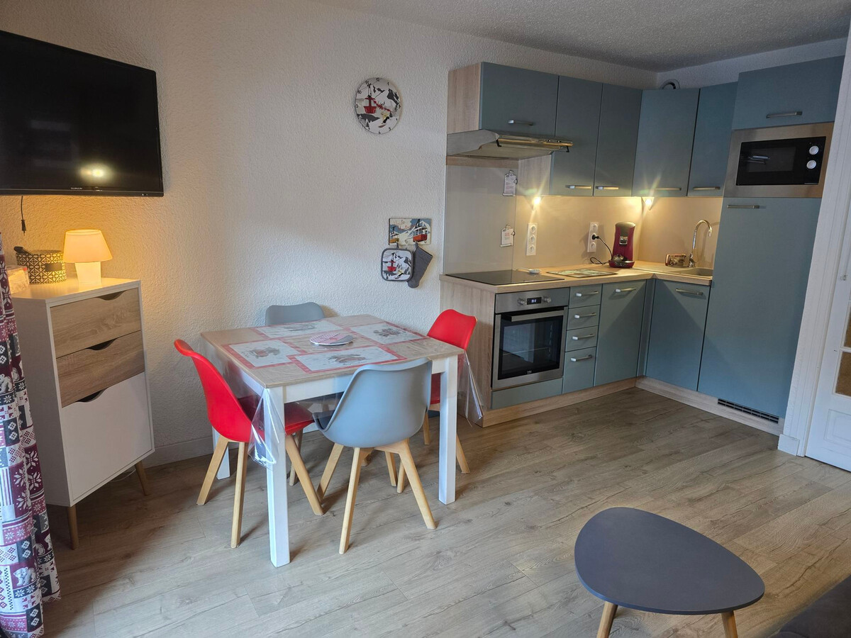 Studio cabine 4 pers à Valloire, balcon sud et parking privé - Photo 3