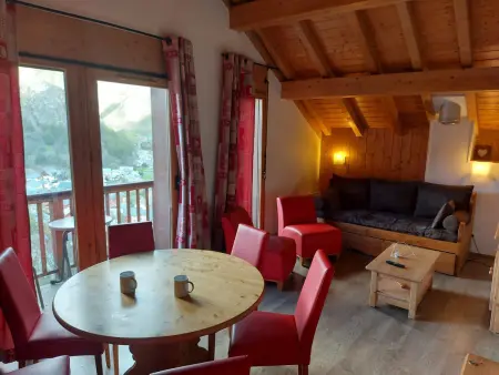 Location appartement à Valloire, Appartement 3 pièces, 6 pers., balcon exposé Sud, parking