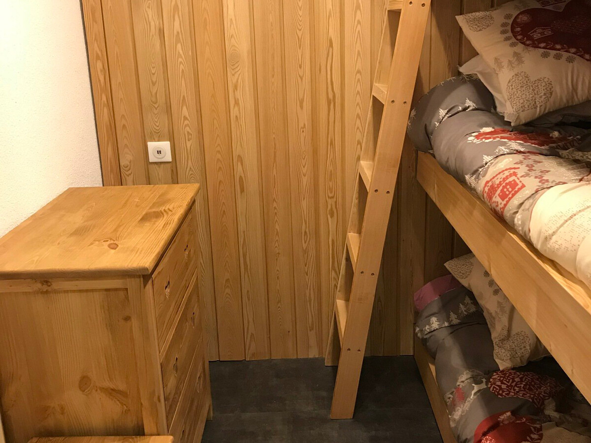 Studio cabine 4 pers, terrasse Sud et parking à Valloire - Photo 7