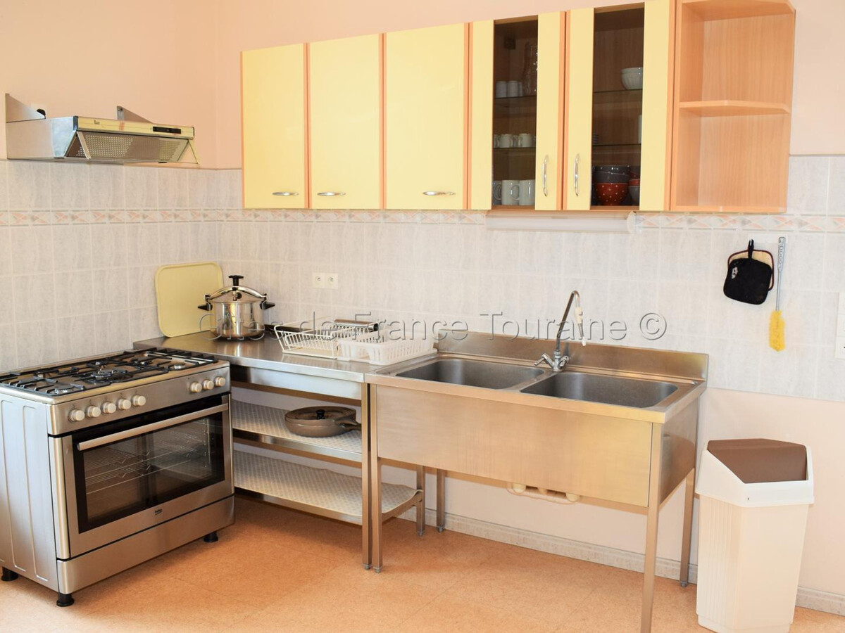 Gîte 8 chambres en ancien presbytère, 2000 m² de jardin - Photo 9