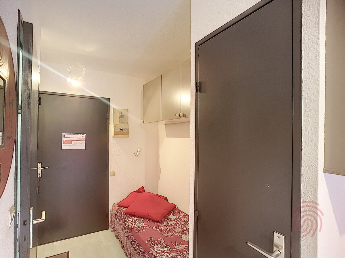 Studio 17 m² rénové avec balcon à Lamalou-les-Bains - Photo 9
