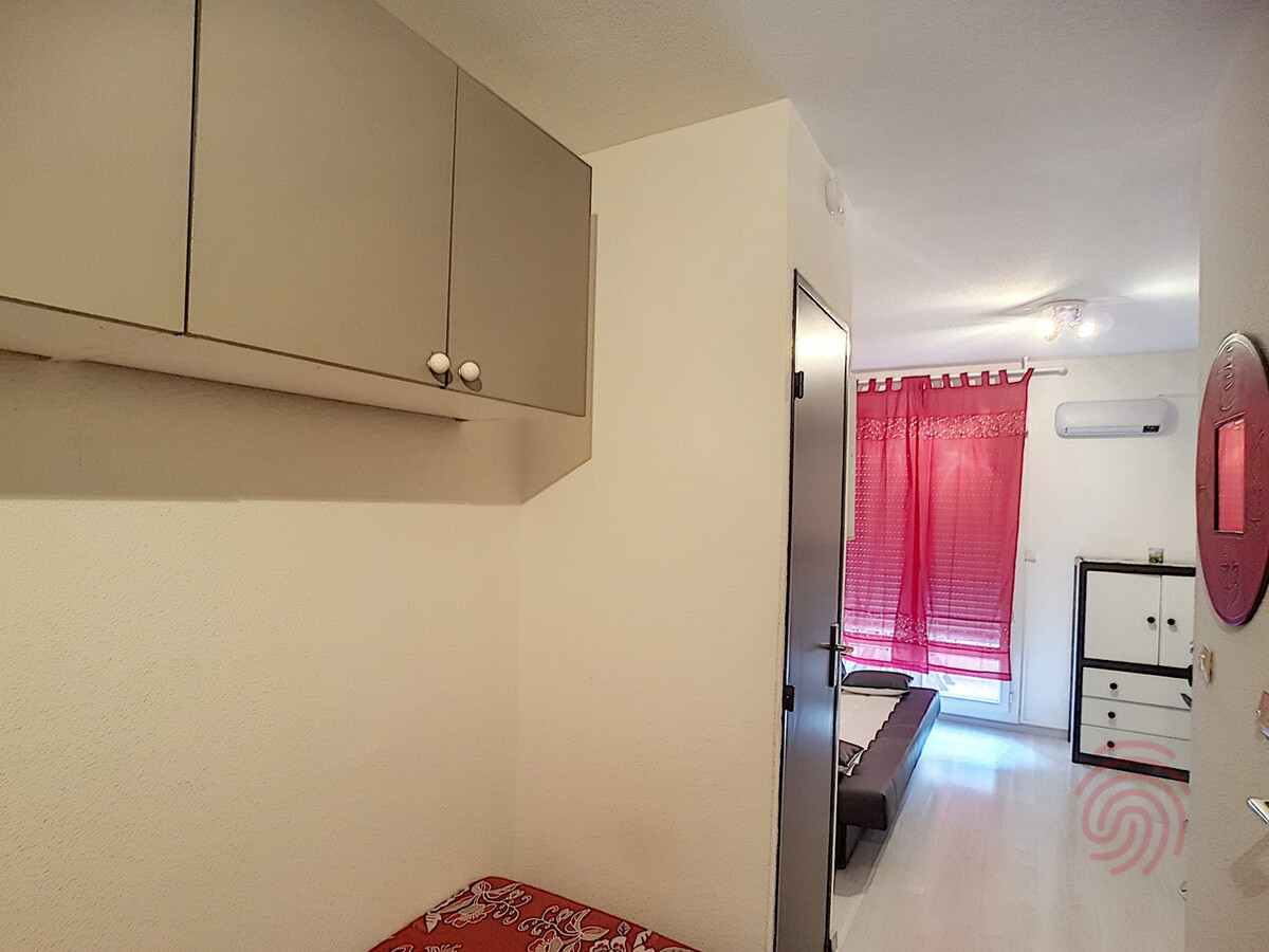 Studio 17 m² rénové avec balcon à Lamalou-les-Bains - Photo 10