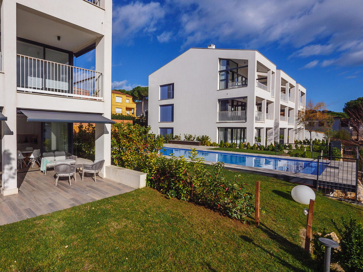 Appartement 6 pers. avec jardin privé à 260 m des plages - Photo 2