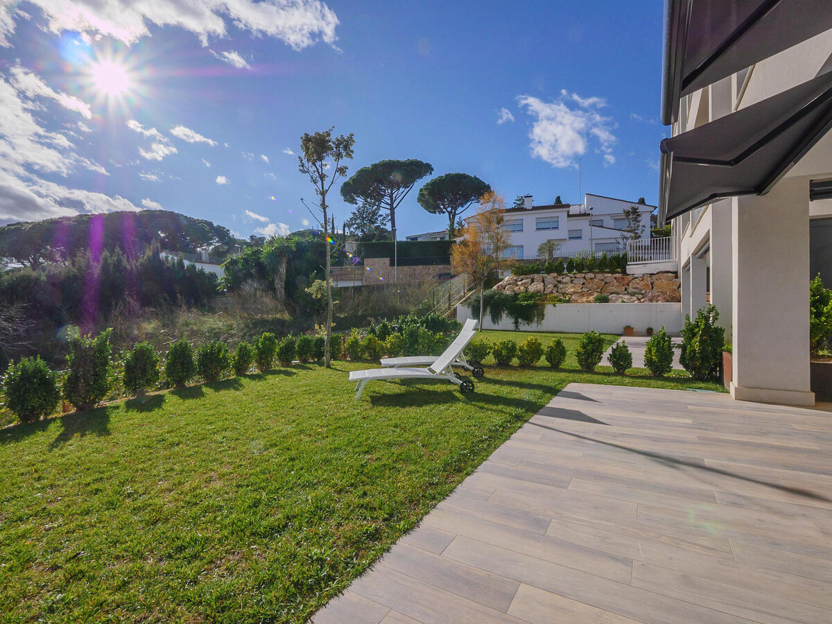 Appartement 6 pers. avec jardin privé à 260 m des plages - Photo 4