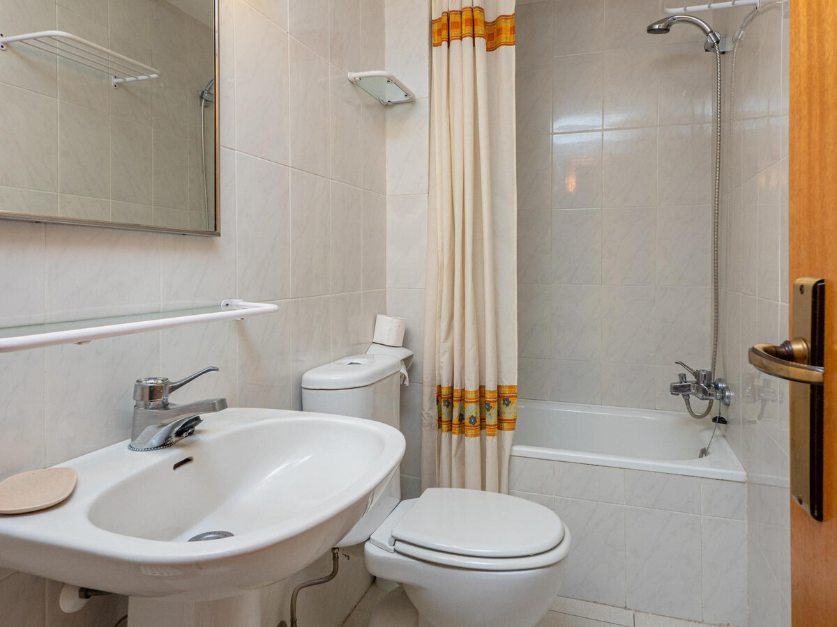 Appartement 4 pers. avec vue mer et piscine à Calella - Photo 26