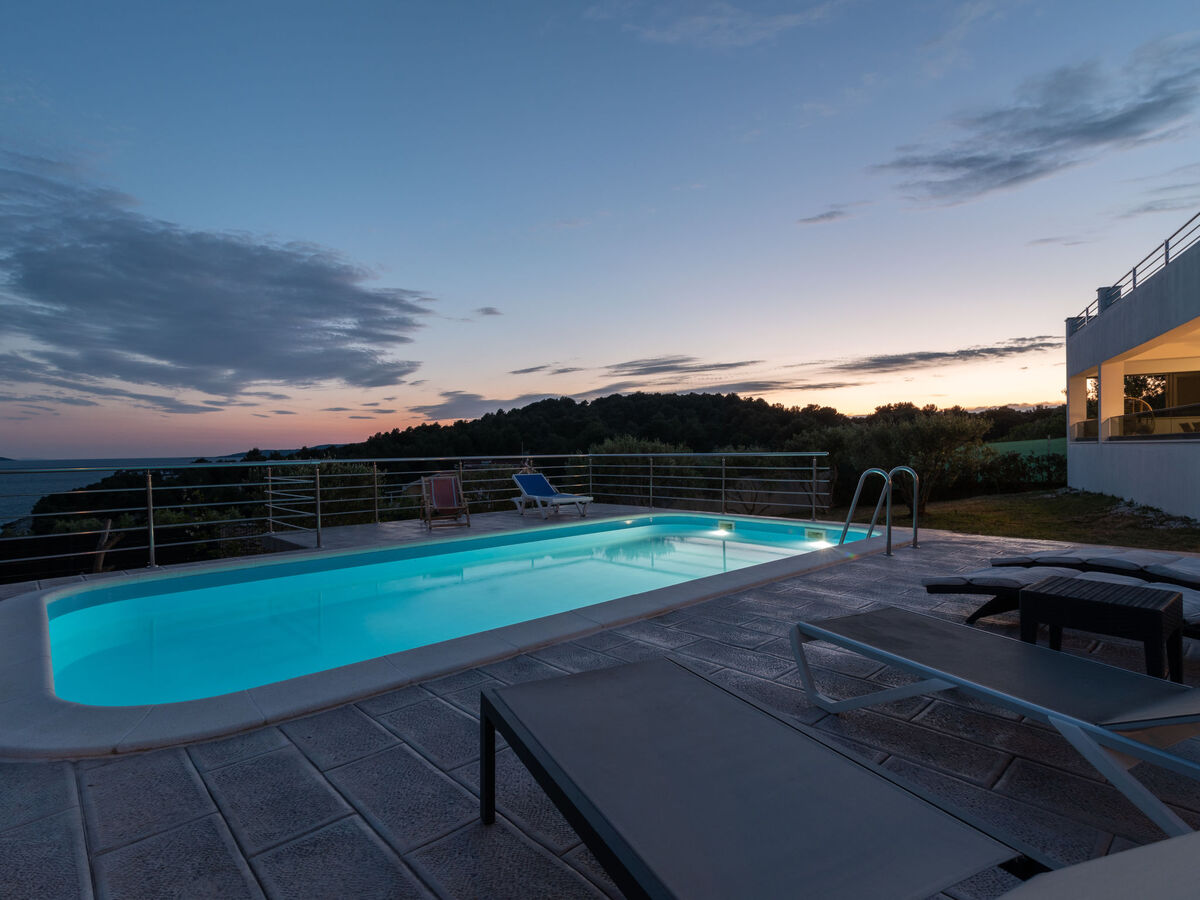 Maison Ria avec piscine chauffée à Trogir - Photo 11
