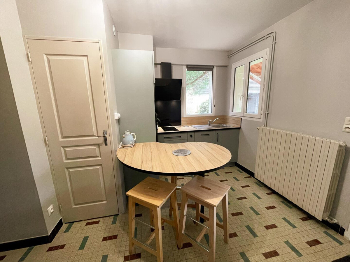 Gîte 75 m² à Razines, terrasse et jardin privatifs - Photo 7