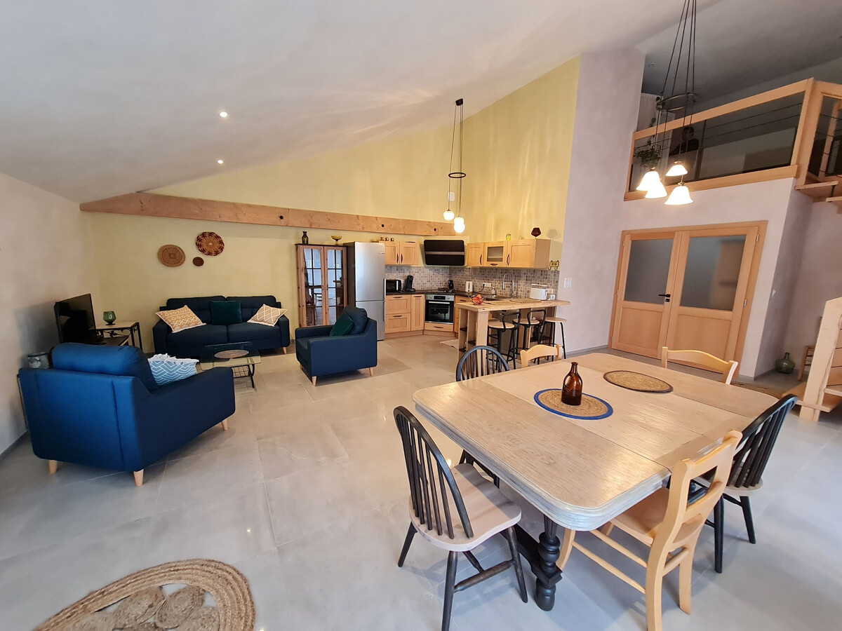 Gîte rénové 4 pers, terrasse 30 m² à Repaix - Photo 2