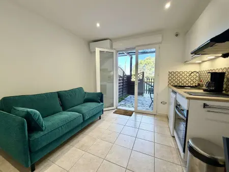 Location appartement à Saint Florent, Studio Moderne à St-Florent avec Piscine