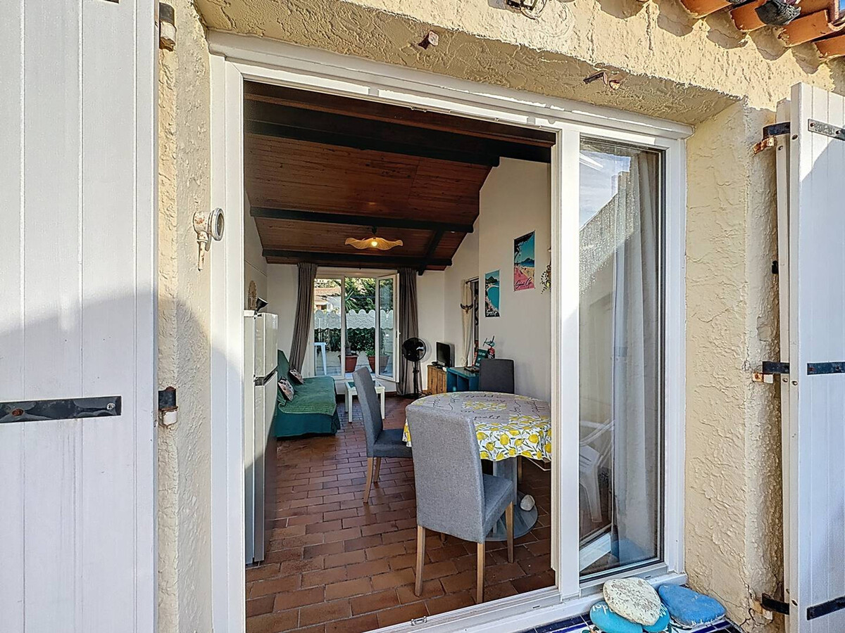 T3 deux terrasses vue mer à la Madrague - Photo 6