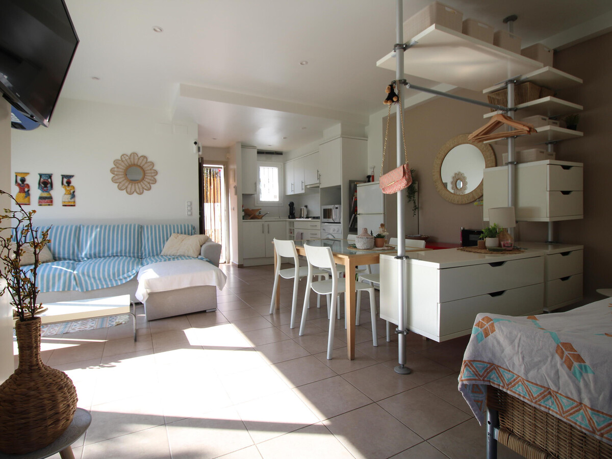Studio rénové face à la mer à Llançà, climatisé - Photo 1