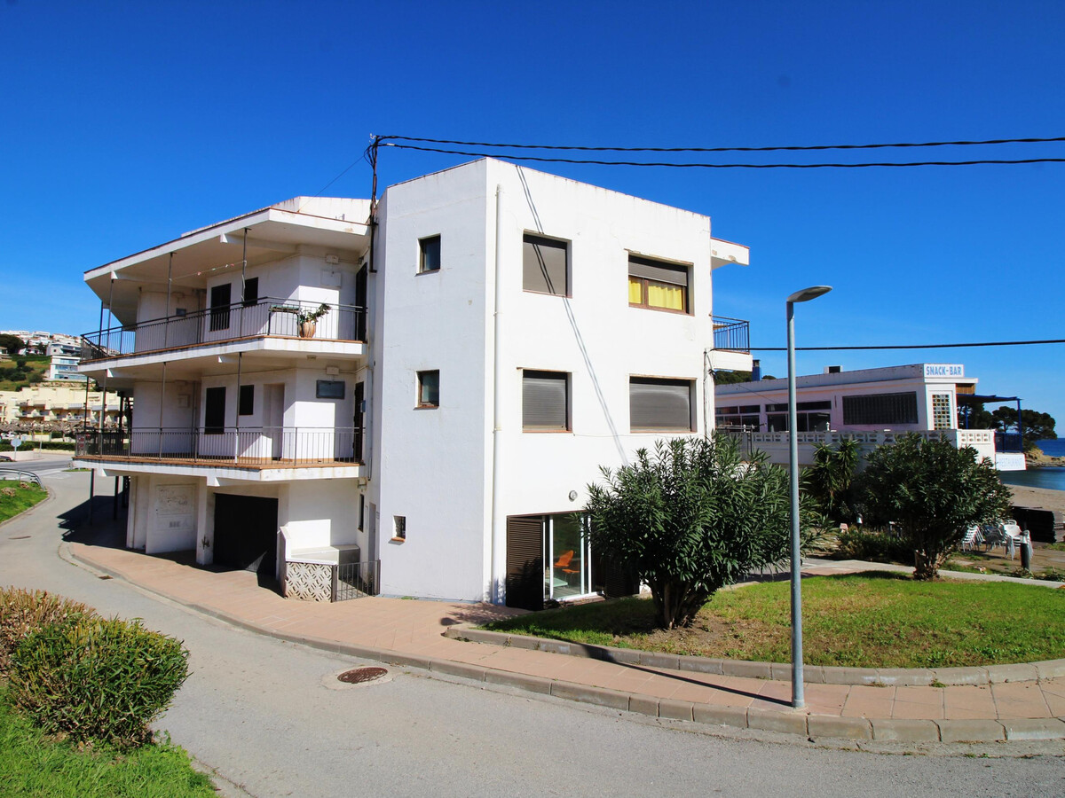Studio rénové face à la mer à Llançà, climatisé - Photo 2