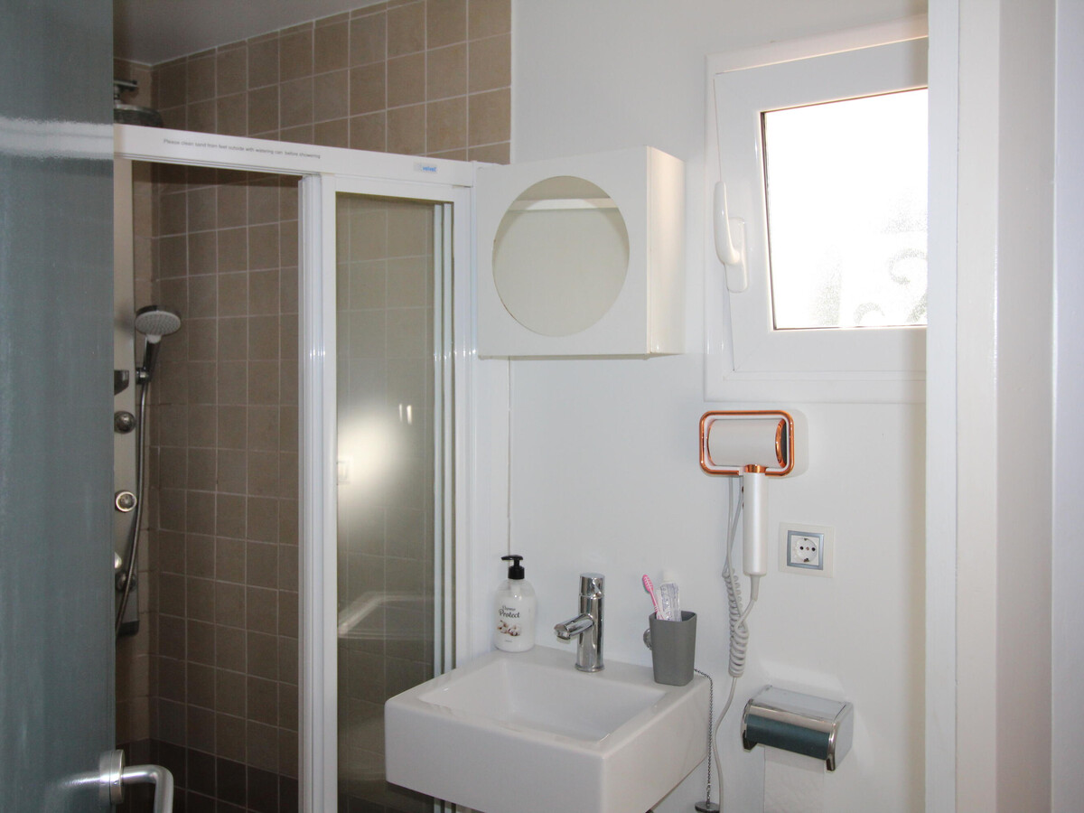 Studio rénové face à la mer à Llançà, climatisé - Photo 15