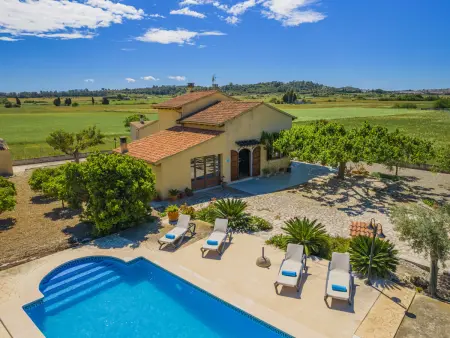 Location villa à Santa Margalida, Villa confortable à Santa Margalida avec piscine privée et climatisation