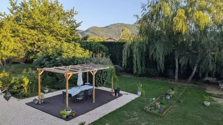 Maison indépendante près d'Izaut-de-l'Hôtel avec jardin - Photo 5