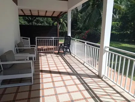 Appartement avec jacuzzi privatif et terrasse, Le Gosier : photo 3