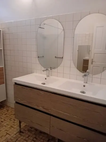 Appartement avec jacuzzi privatif et terrasse, Le Gosier : photo 8