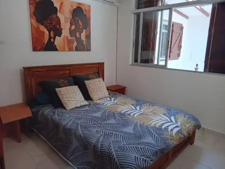 Appartement 70 m² avec terrasse et jardin clôturé à Le Gosier : photo 5