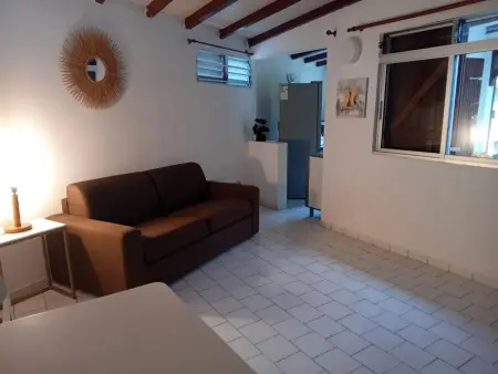 Appartement 70 m² avec terrasse et jardin clôturé à Le Gosier : photo 7