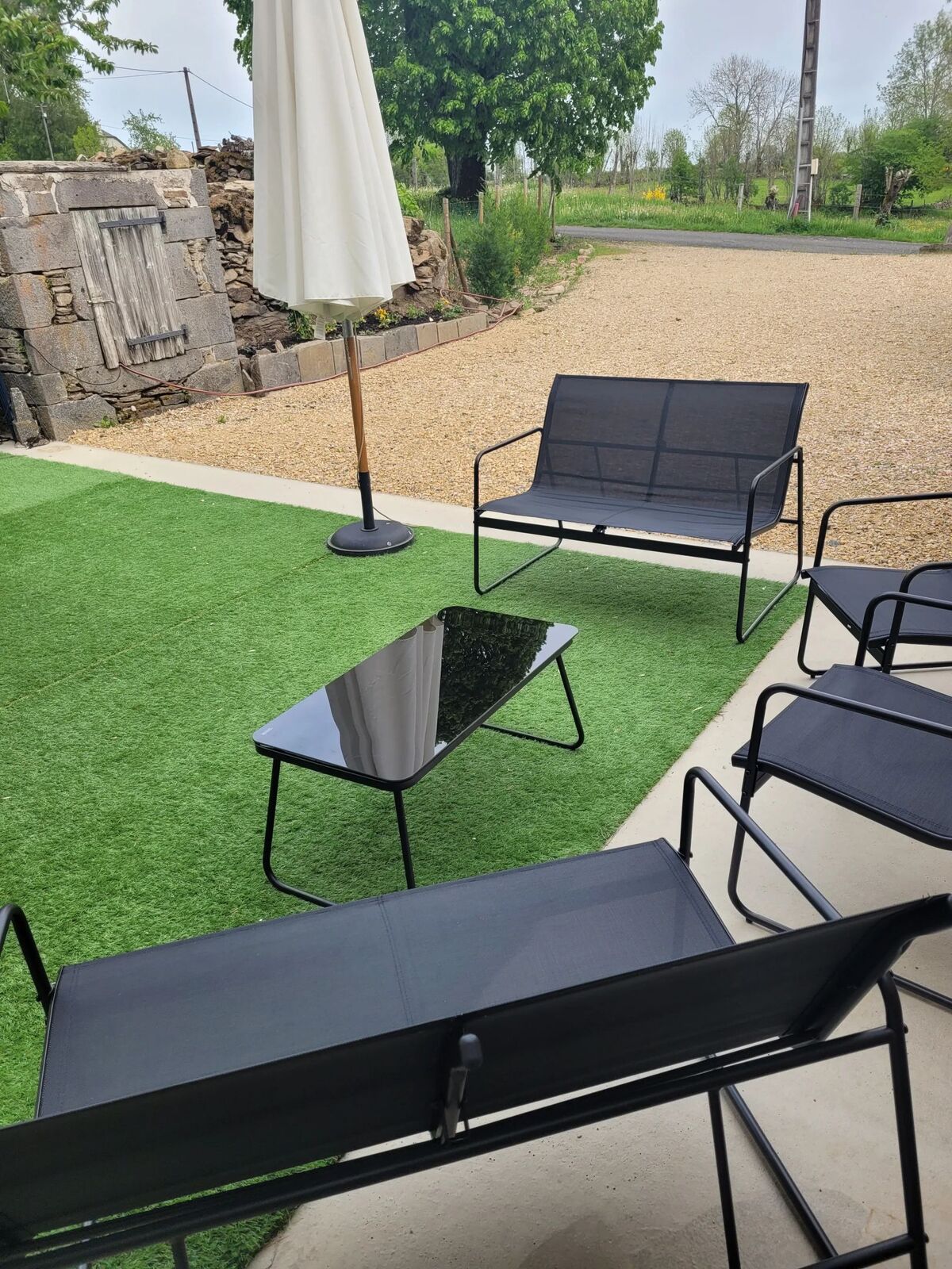 Maison 9 personnes à Alleuze – Cheminée, jardin et barbecue - Photo 6